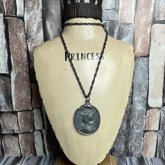Pewter Mercury Winged Helmet Herald Necklace - Picture 1 of 5